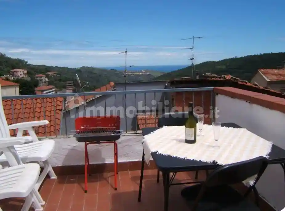 Casa indipendente in vendita a Pietrabruna