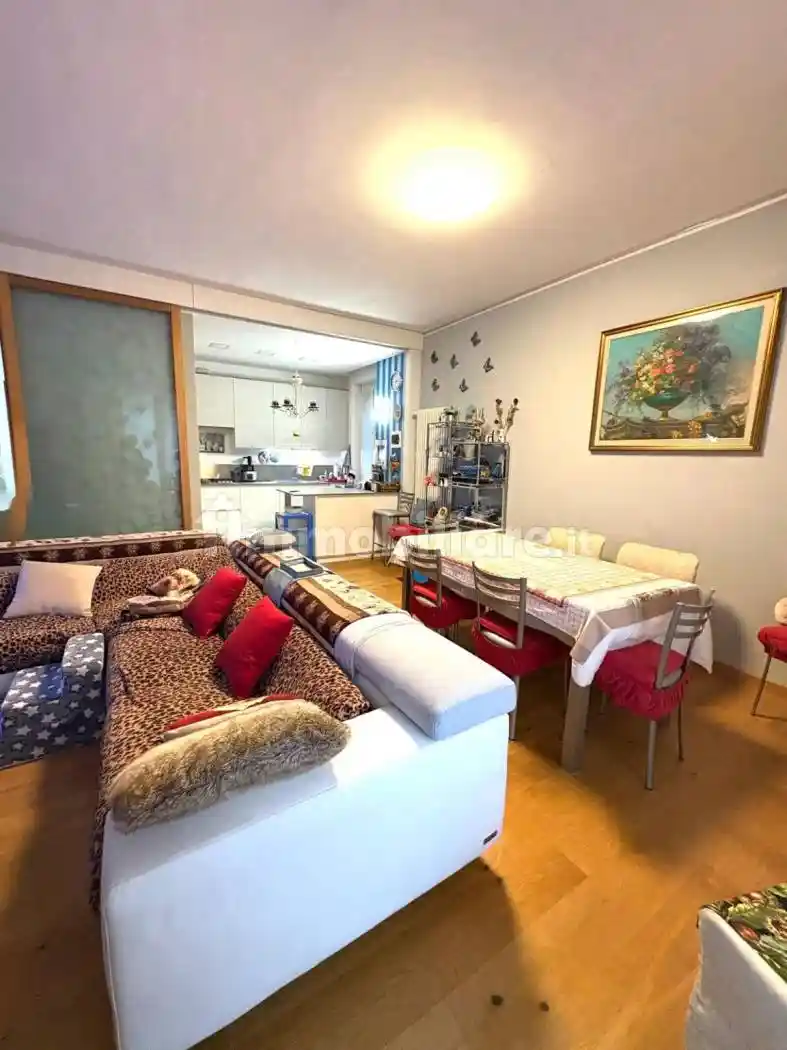 Trilocale piazza cavour, 2, Intra Centro Storico, Verbania - foto 3