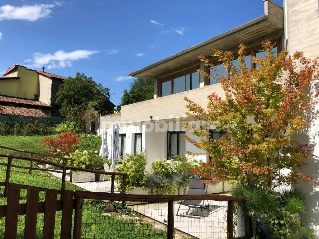 Appartamento in affitto a Almenno San Salvatore