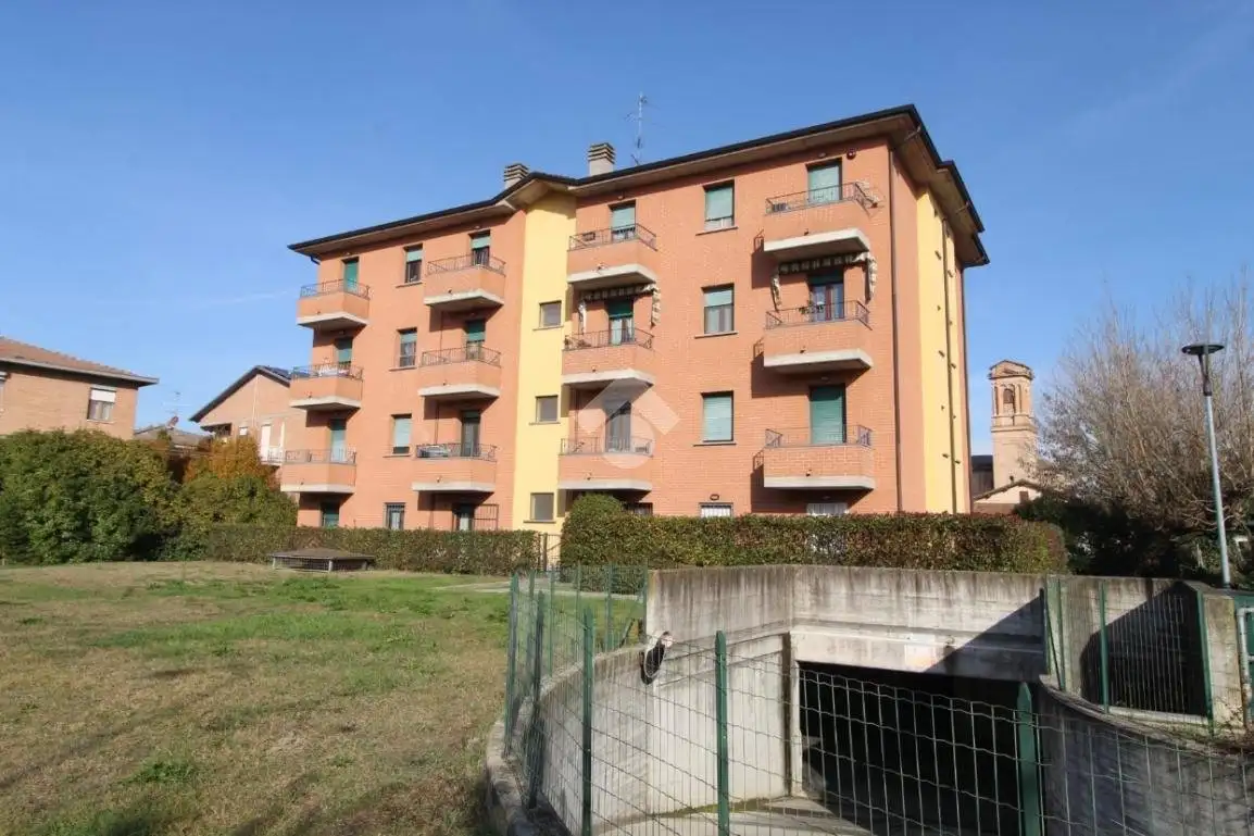 Trilocale via I Maggio 12, Centro, Cadelbosco di Sopra - foto 2