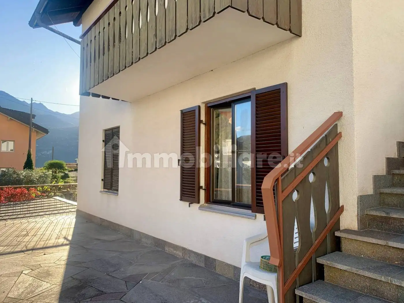 Casa indipendente in vendita a Postal