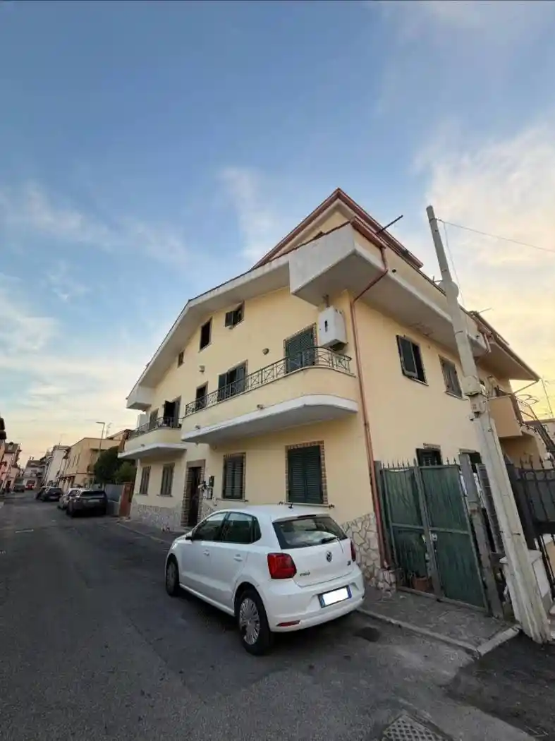 Appartamento in vendita a Guidonia Montecelio