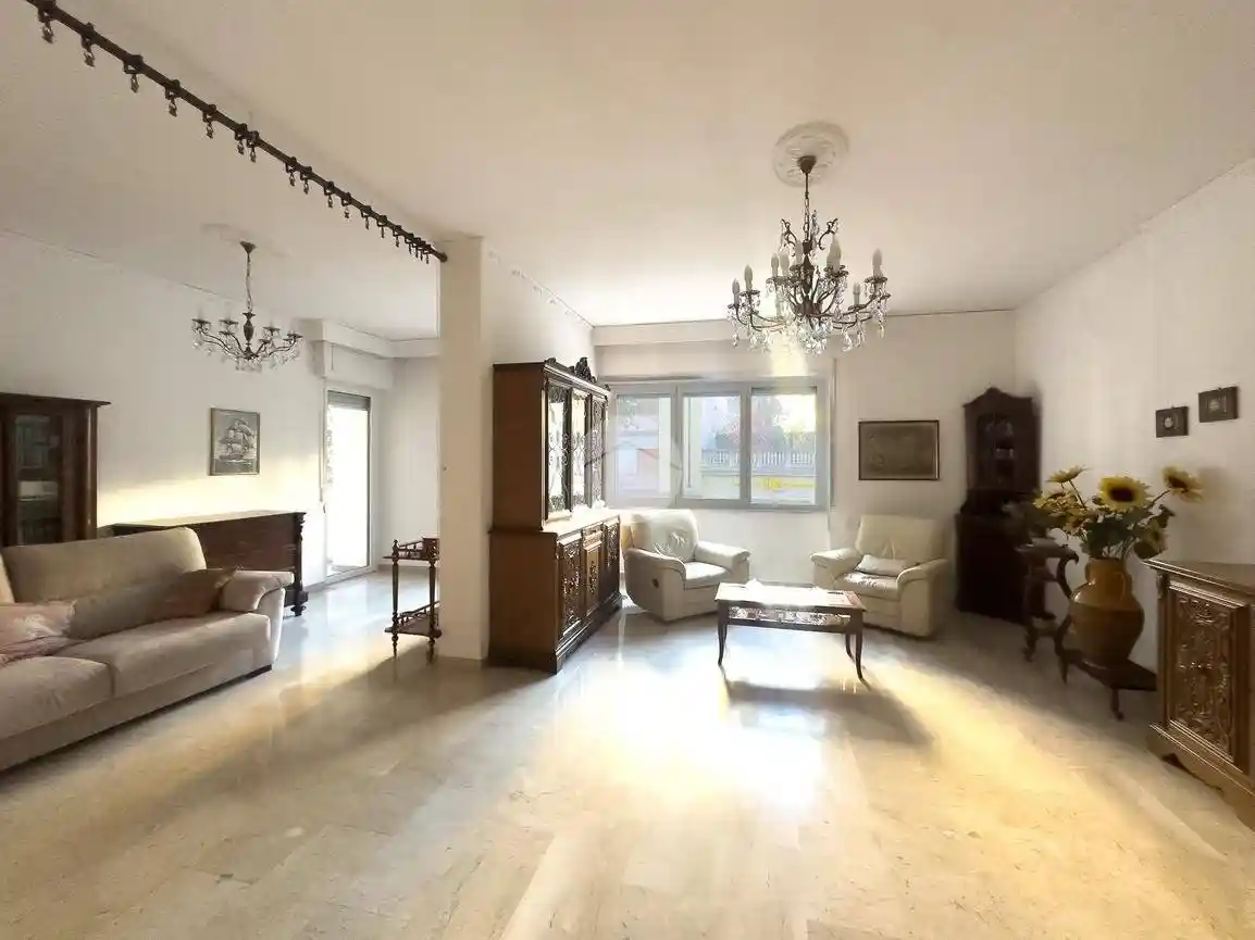 Quadrilocale viale Francesco Crucioli 63, Centro, Teramo - foto 4