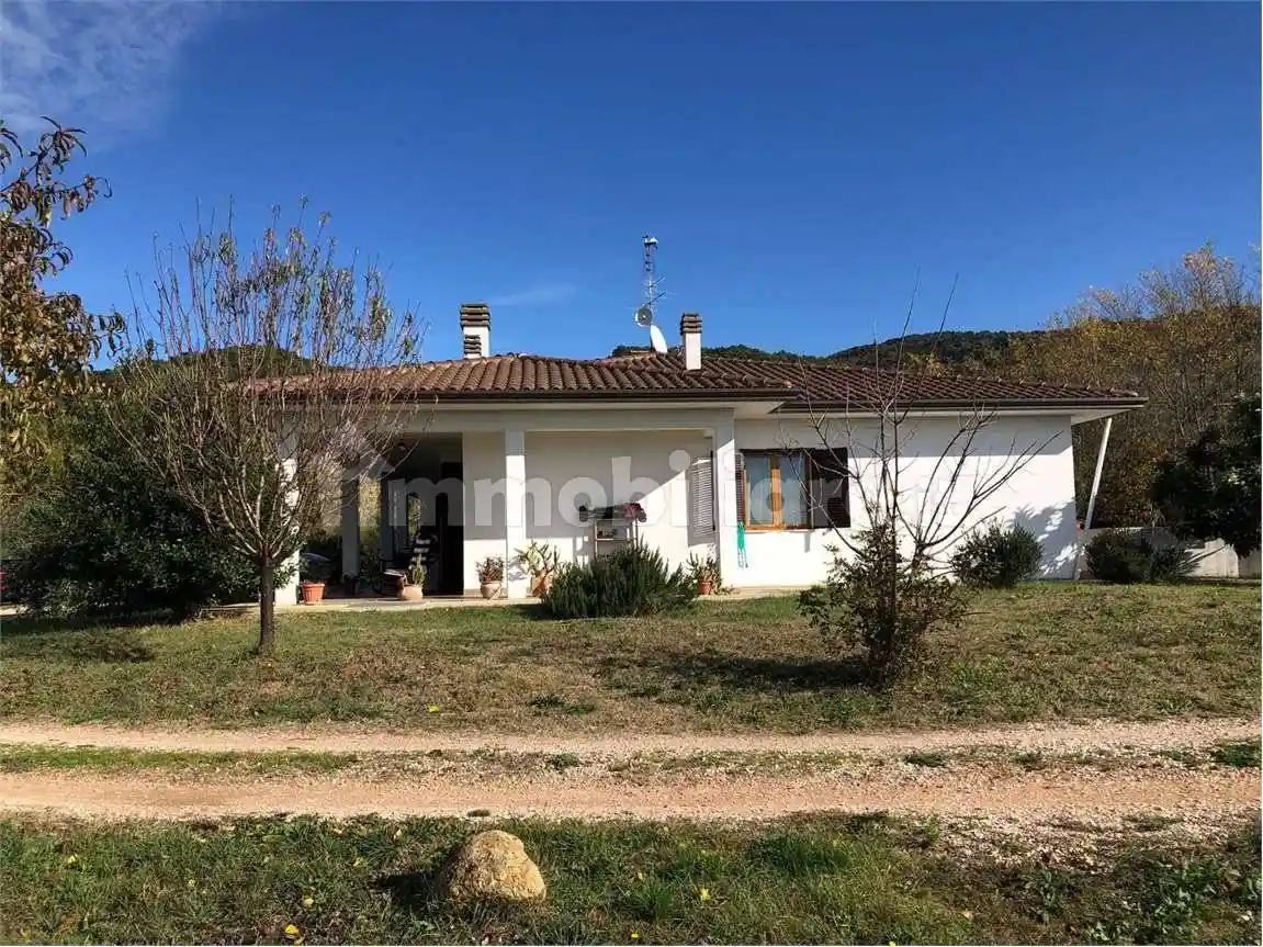 Villa unifamiliare Strada Vicinale Santa Maria di Roncione, Deruta - foto 3