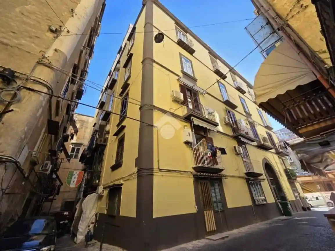 Trilocale Vico I montesanto 12, Monte Santo, Napoli - foto 2