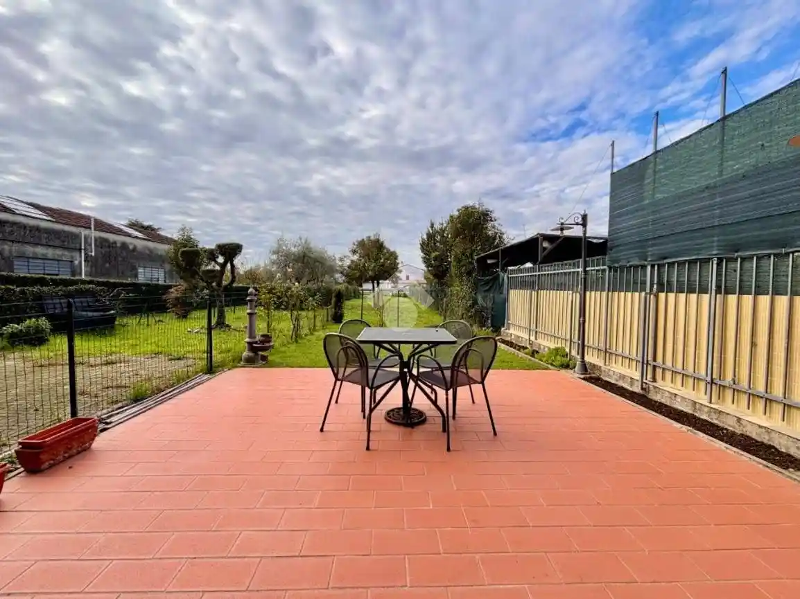Villa a schiera via Borgo di Casale 211, Casale, Prato - foto 2