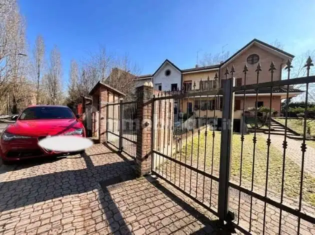 Appartamento in asta a Assago