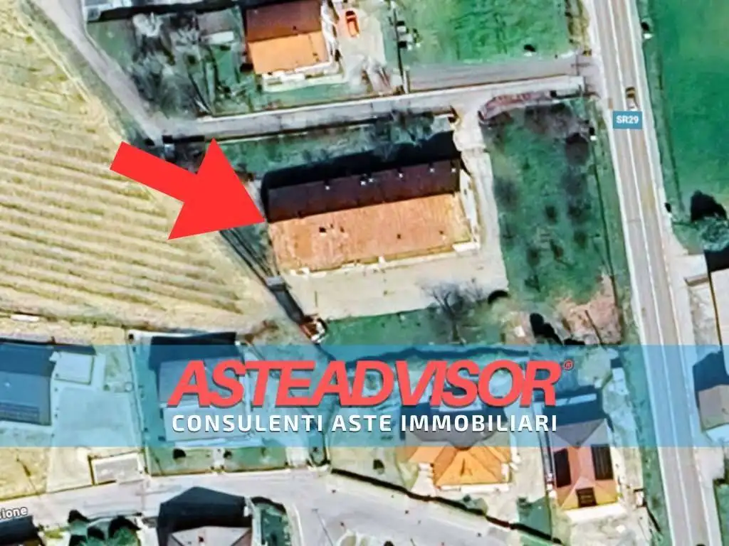 Casa indipendente in asta a Alba
