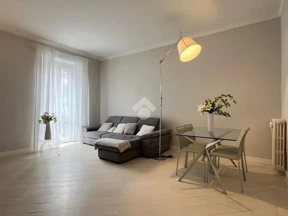 Bilocale via Giuseppe Prina 10, Paolo Sarpi, Milano - foto 4