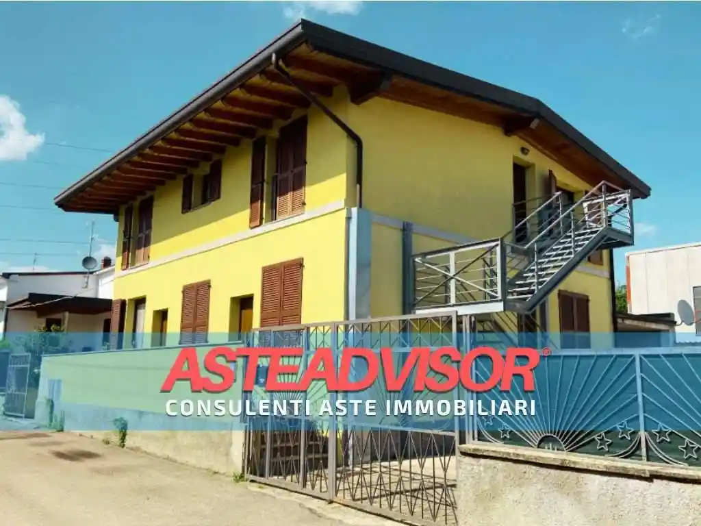 Appartamento in vendita a Macherio