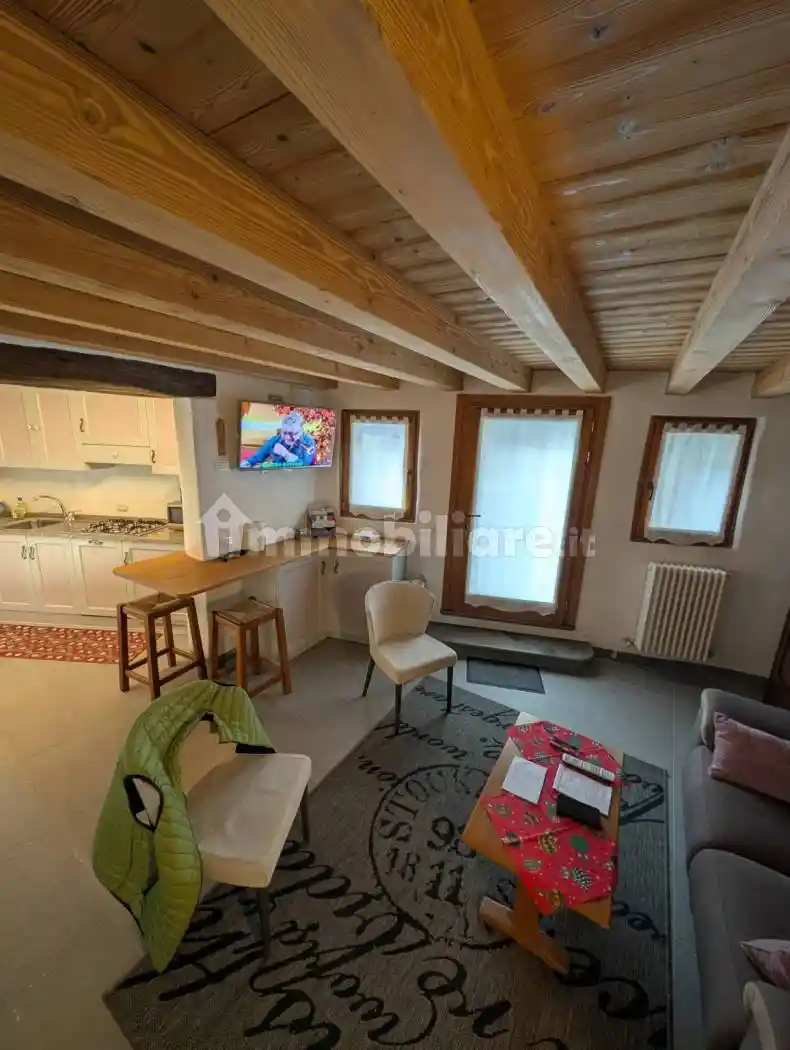 Casa indipendente in vendita a Vittorio Veneto