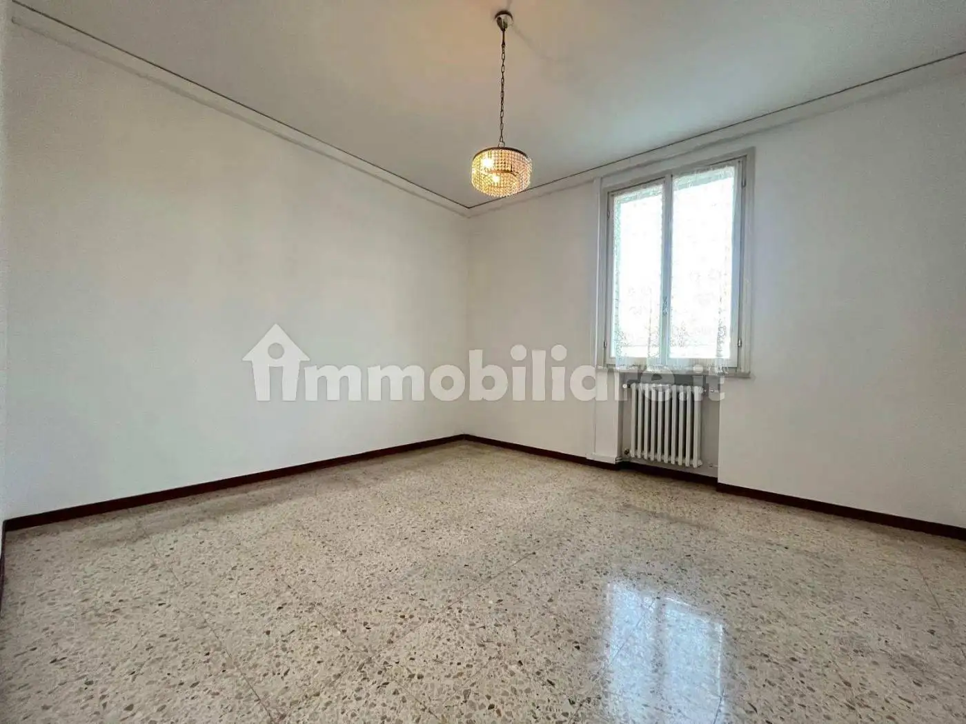 Appartamento secondo piano, Castelnovo di Sotto - foto 5