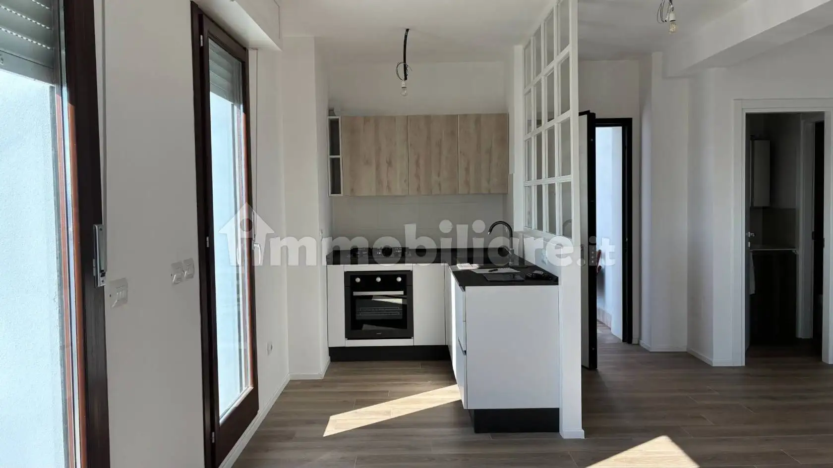 Quadrilocale via Camillo Benso di Cavour 89, Camerano - foto 2