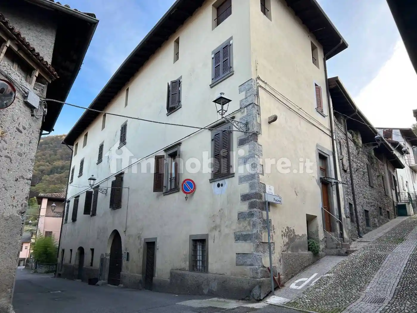 Casa indipendente in vendita a Artogne