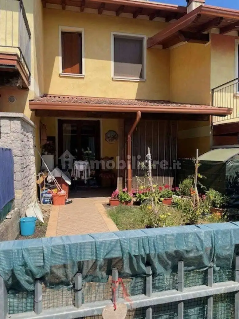 Villetta a schiera in asta a Bedizzole