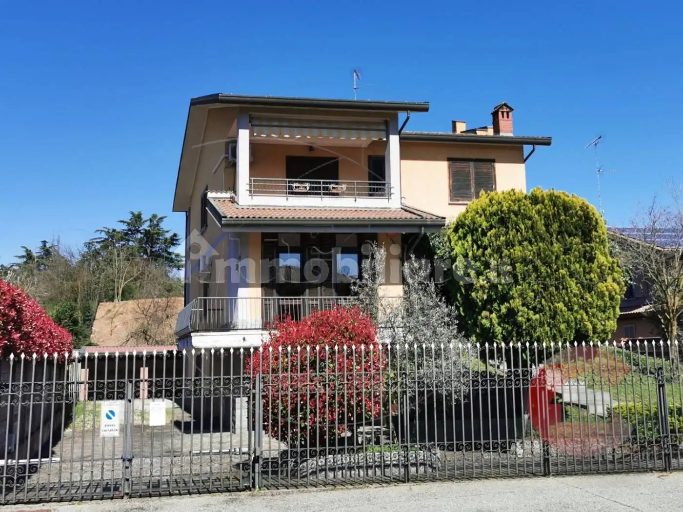 Villa unifamiliare via San Giorgio Martire, Centro, Bernate Ticino - foto 2