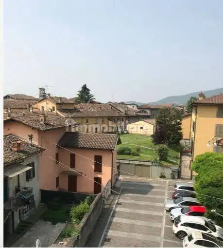 Appartamento in affitto a Alzano Lombardo