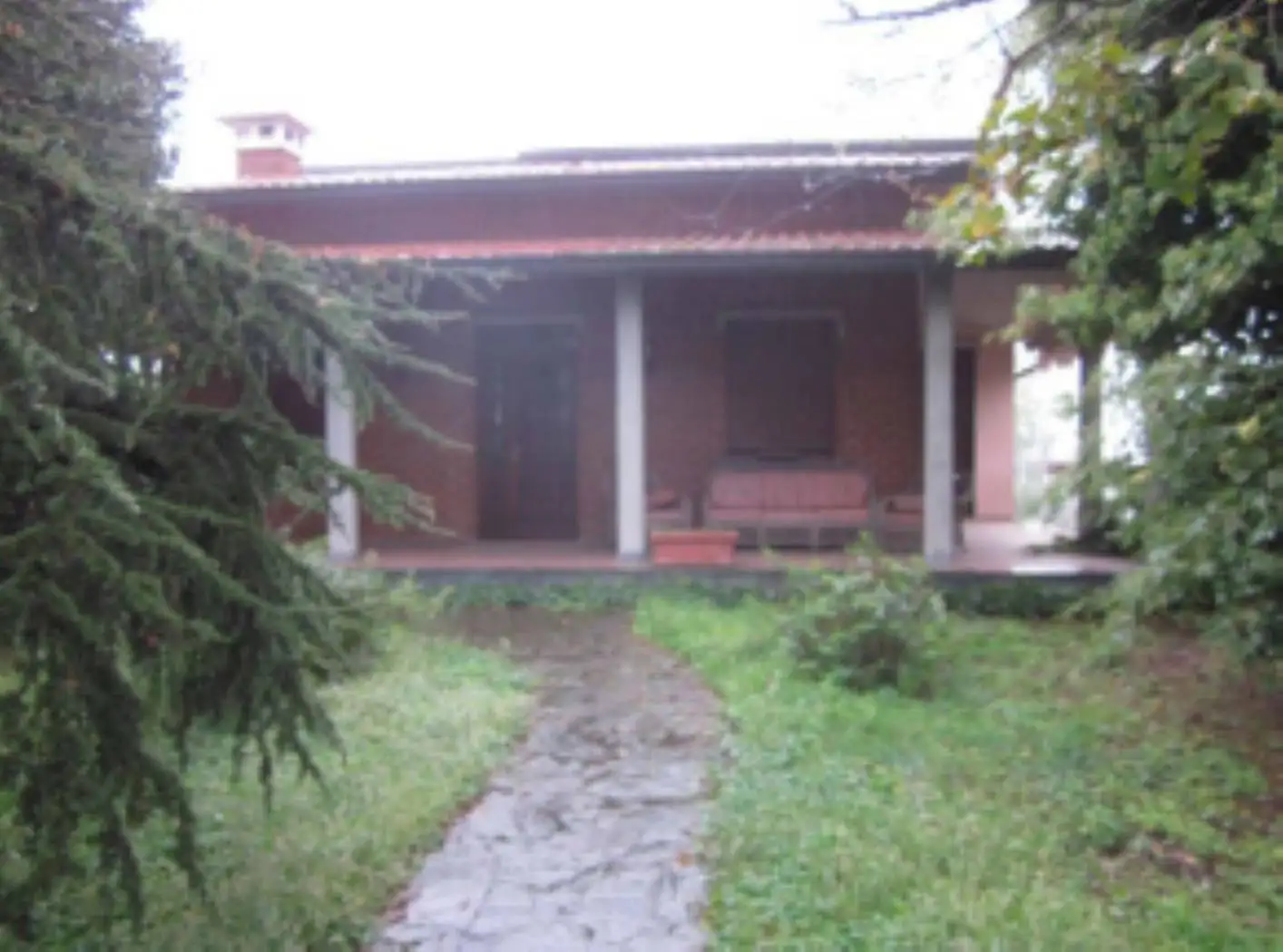 Villa in asta a Castana