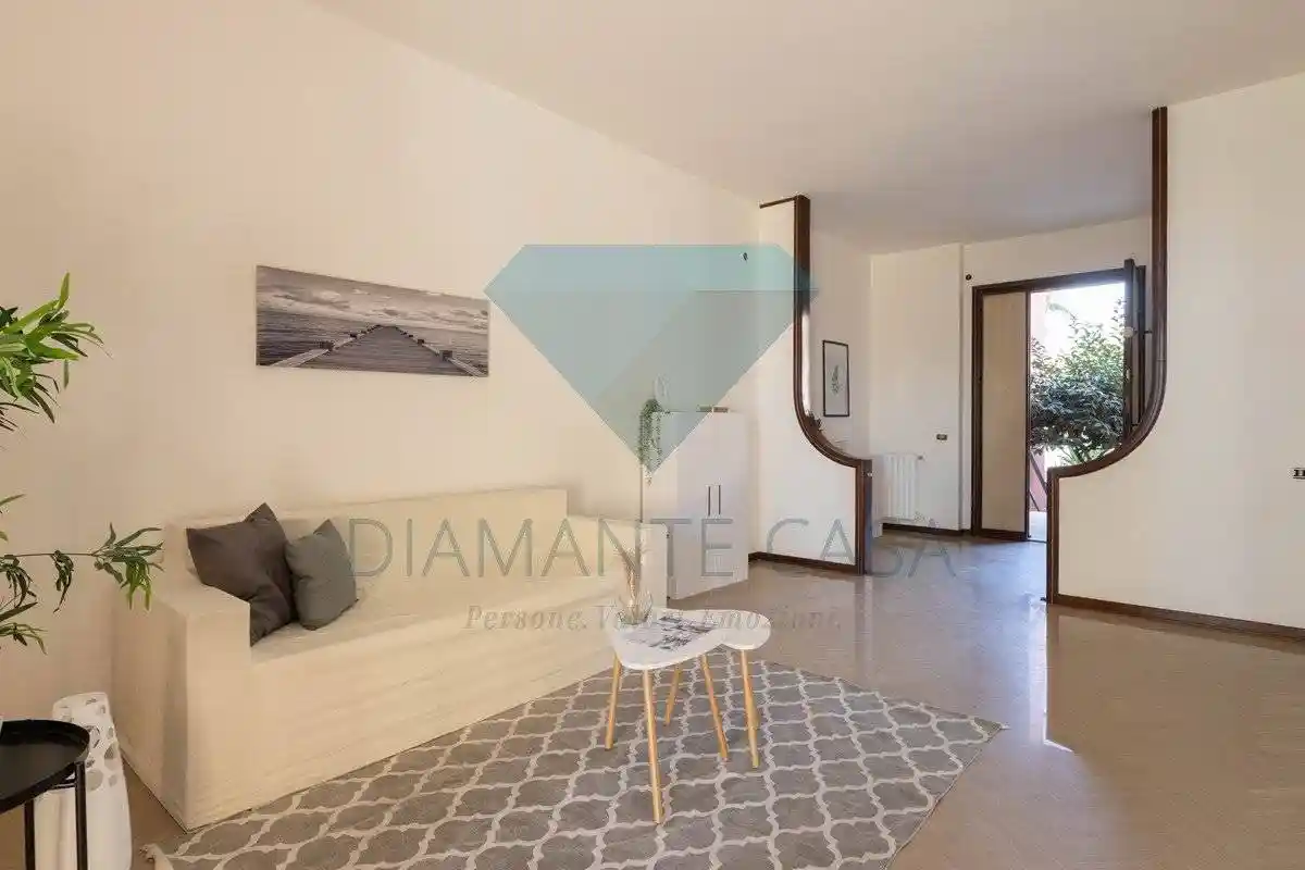 Villa a schiera via Orazio Motta Tornabene 3, Carruba di Ognina - Teseo, Catania - foto 4