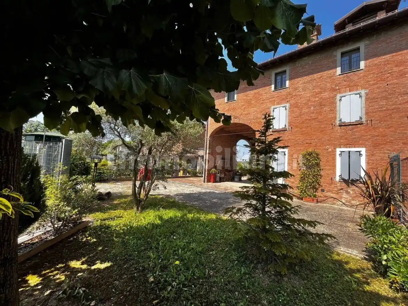 Villa in vendita a Castelfranco Emilia