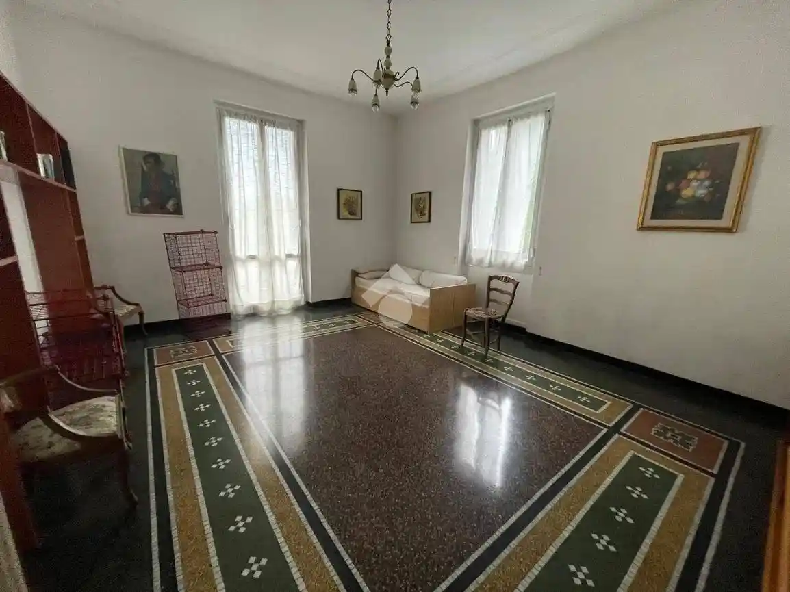 Appartamento in vendita a Genova
