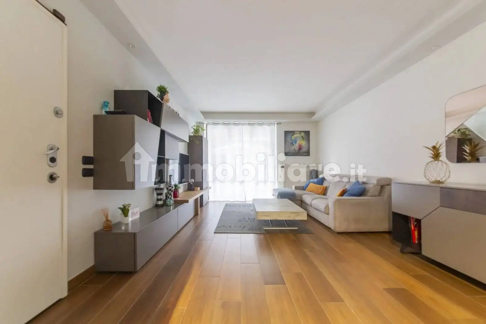 Trilocale via Monte Grappa, 17, Centro, Arese - foto 4