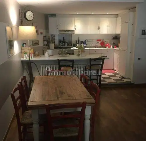 Appartamento in vendita a Sarzana