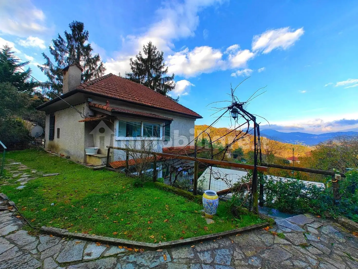 Casa indipendente in vendita a Genova