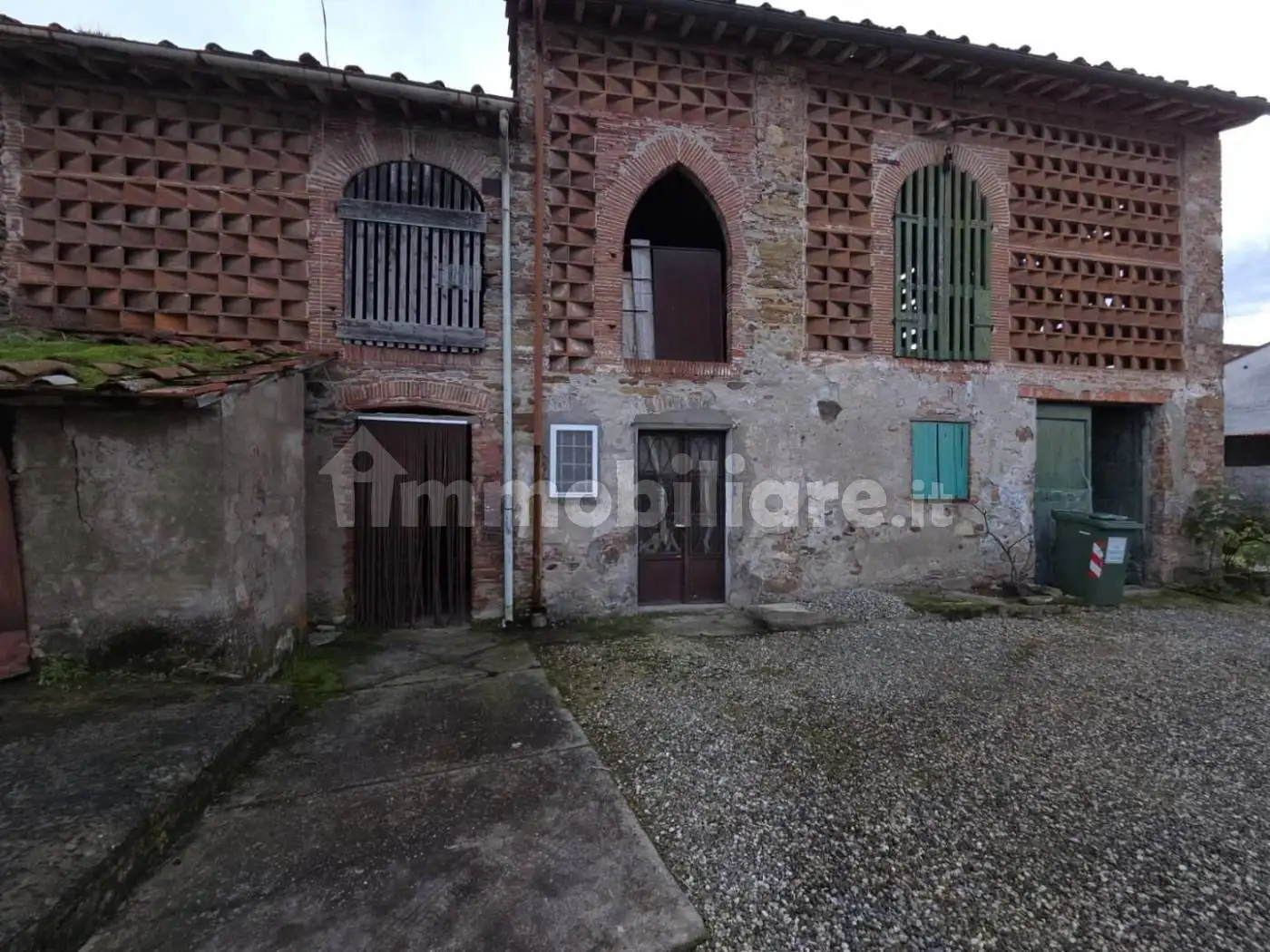 Rustico - Casale in vendita a Capannori