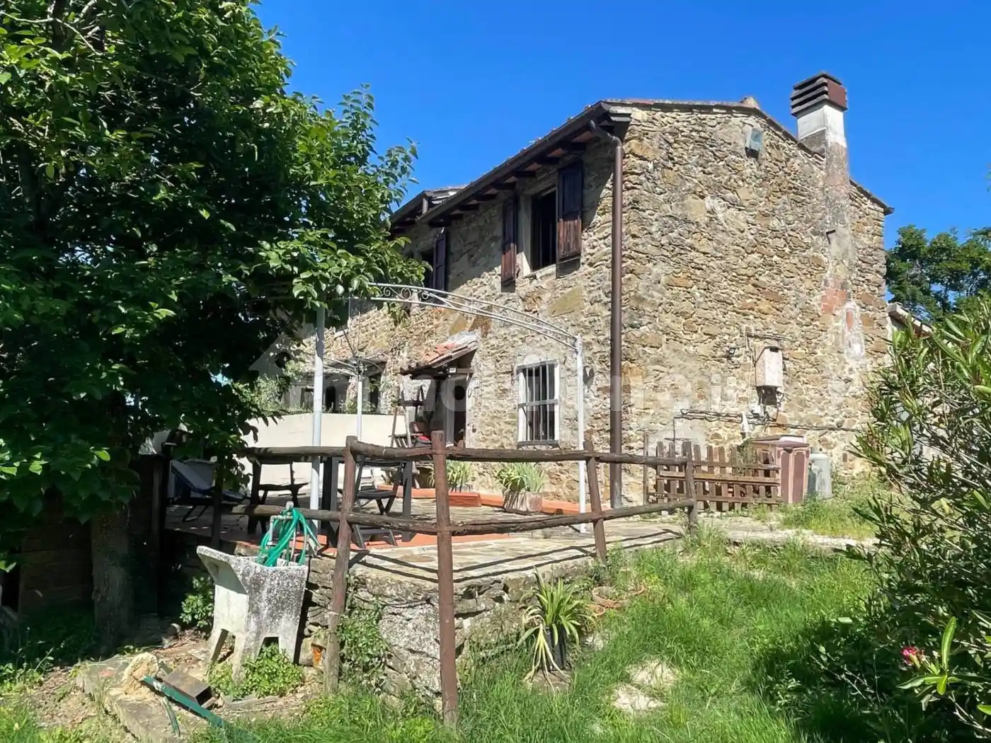 Rustico - Casale in vendita a Rufina