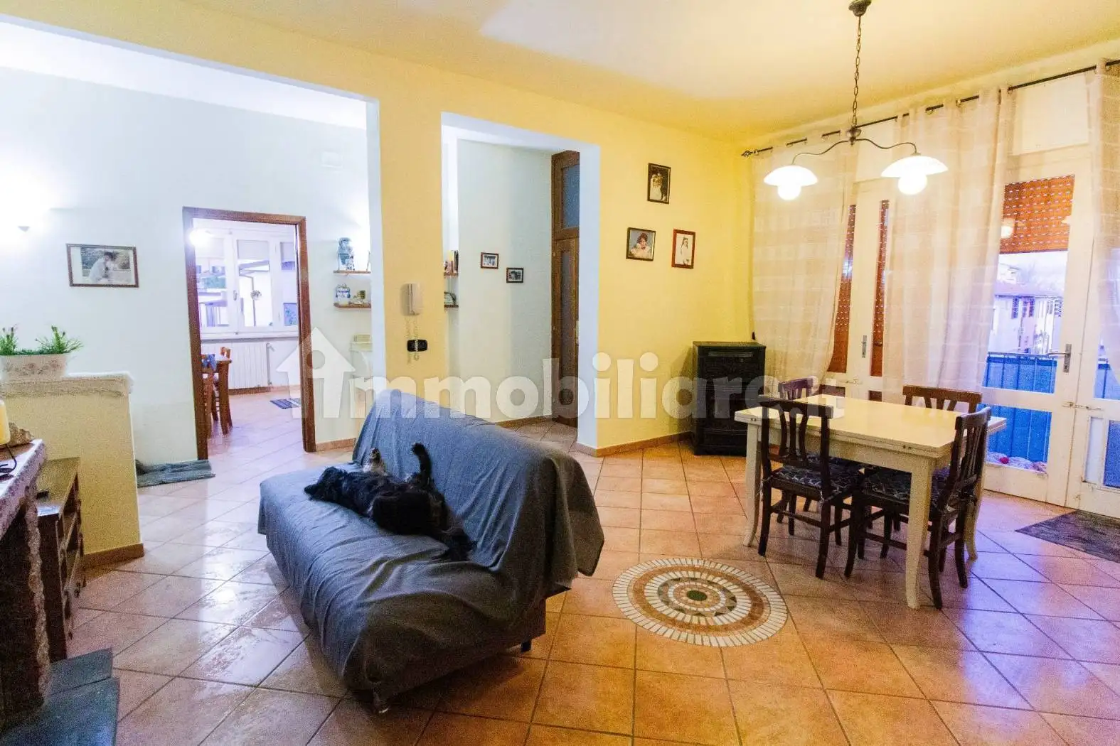 Appartamento in vendita a Cascina