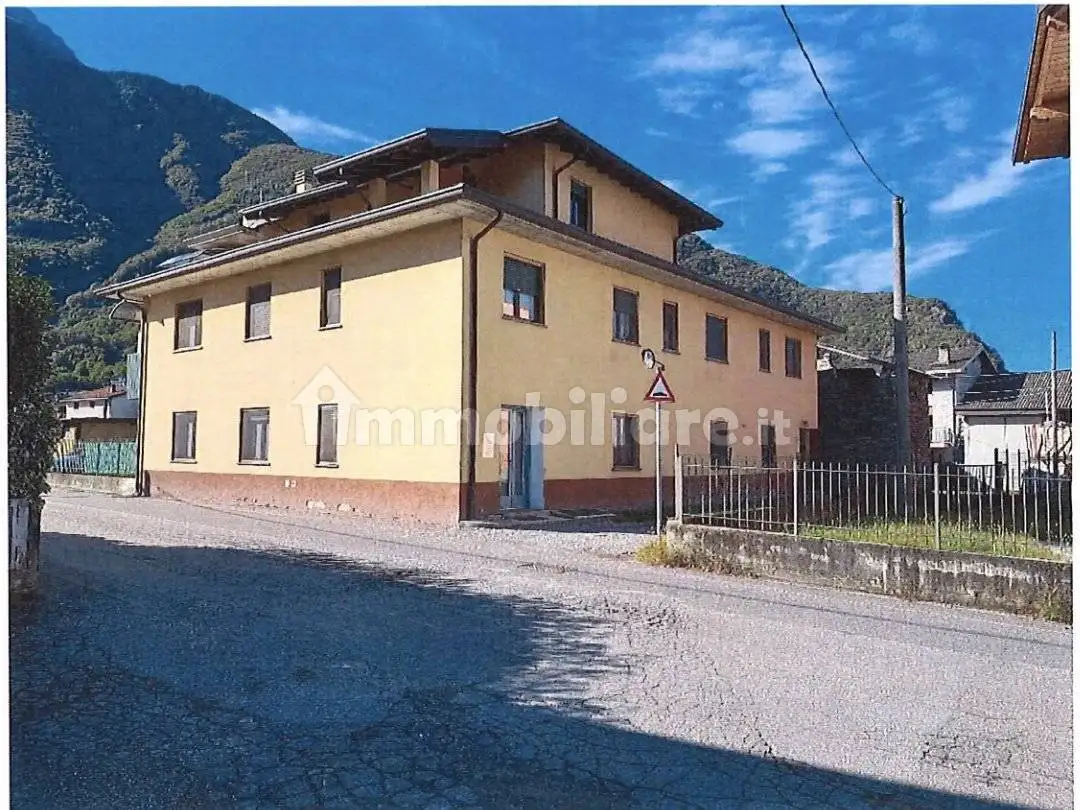Appartamento in asta a Piantedo