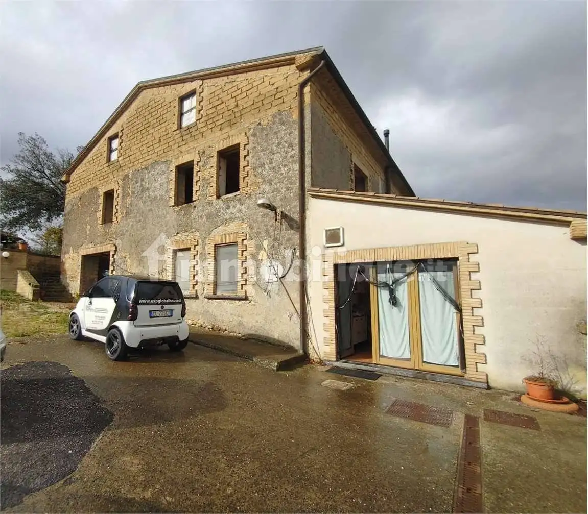 Rustico - Casale in vendita a Castel Viscardo