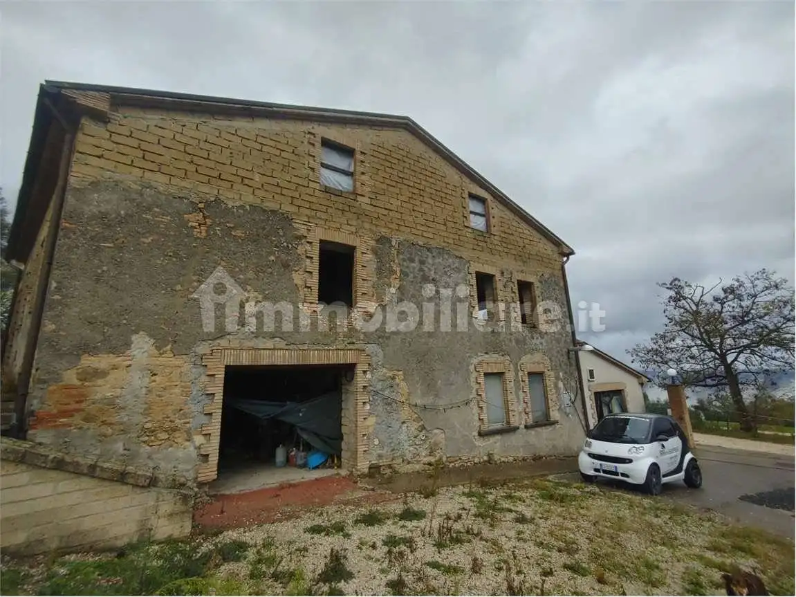 Rustico, da ristrutturare, 540 m², Centro, Castel Viscardo - foto 4