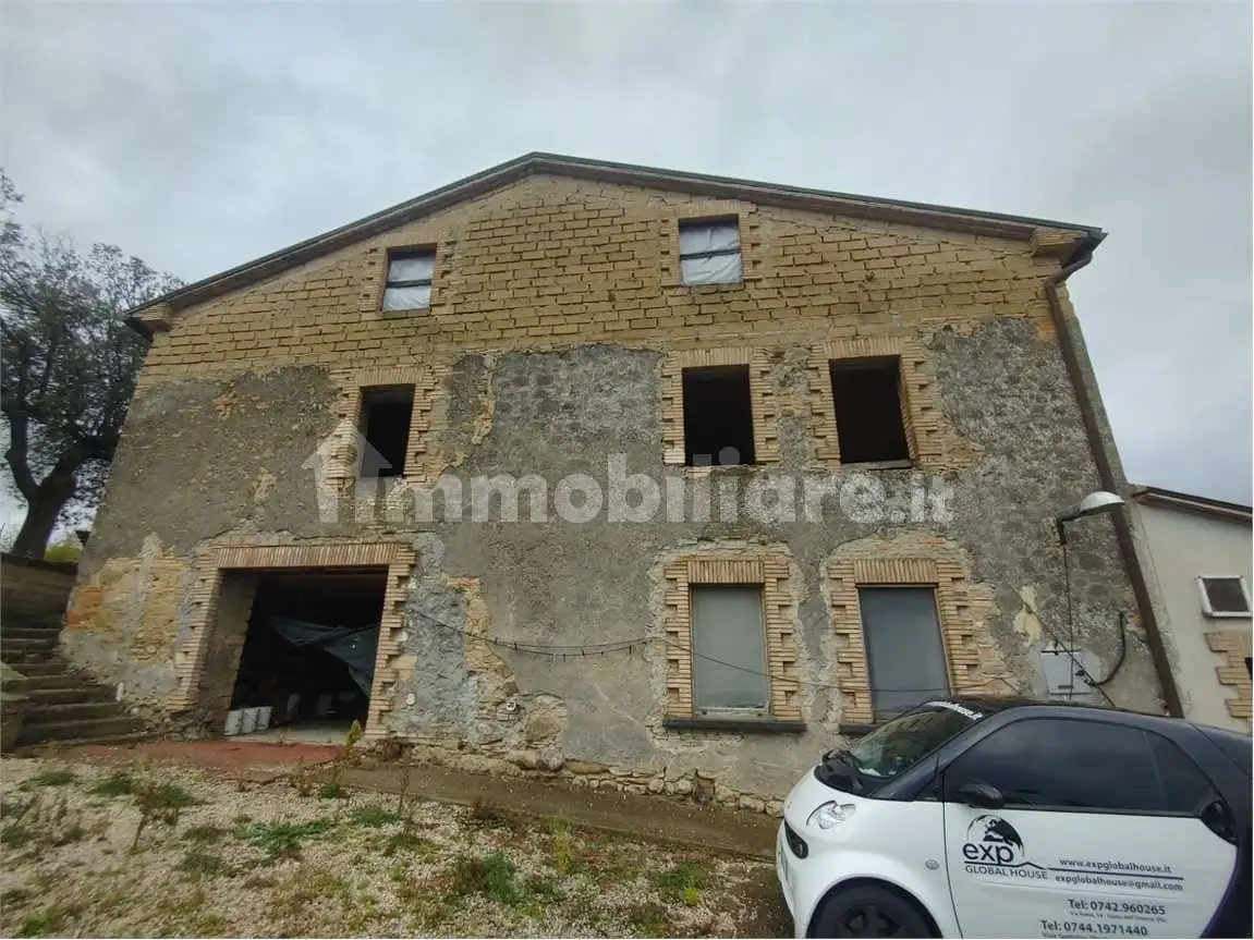 Rustico, da ristrutturare, 540 m², Centro, Castel Viscardo - foto 5