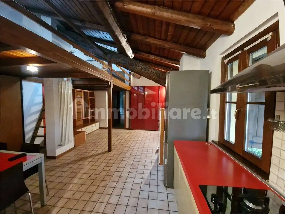 Appartamento in vendita a Lurate Caccivio