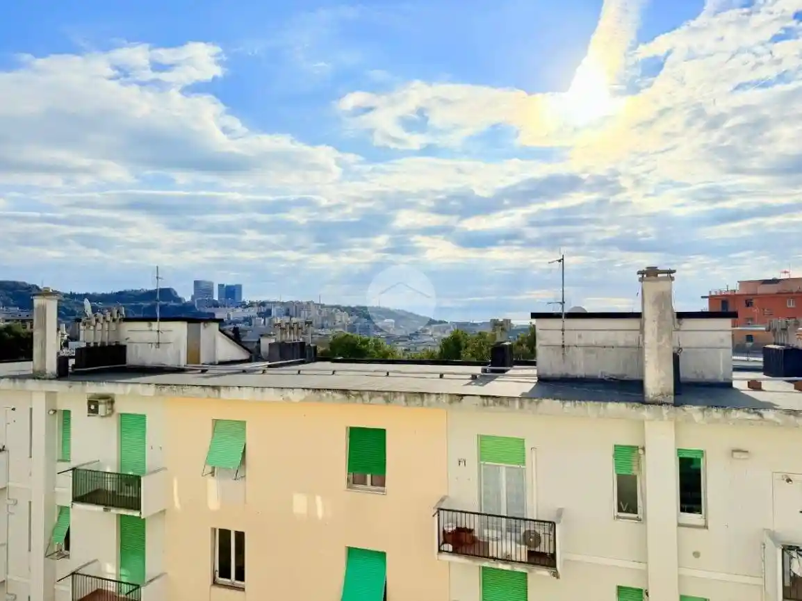 Appartamento in vendita a Genova