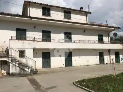 Terratetto unifamiliare via Vecchia de Piternis 16, Cervaro - foto 2