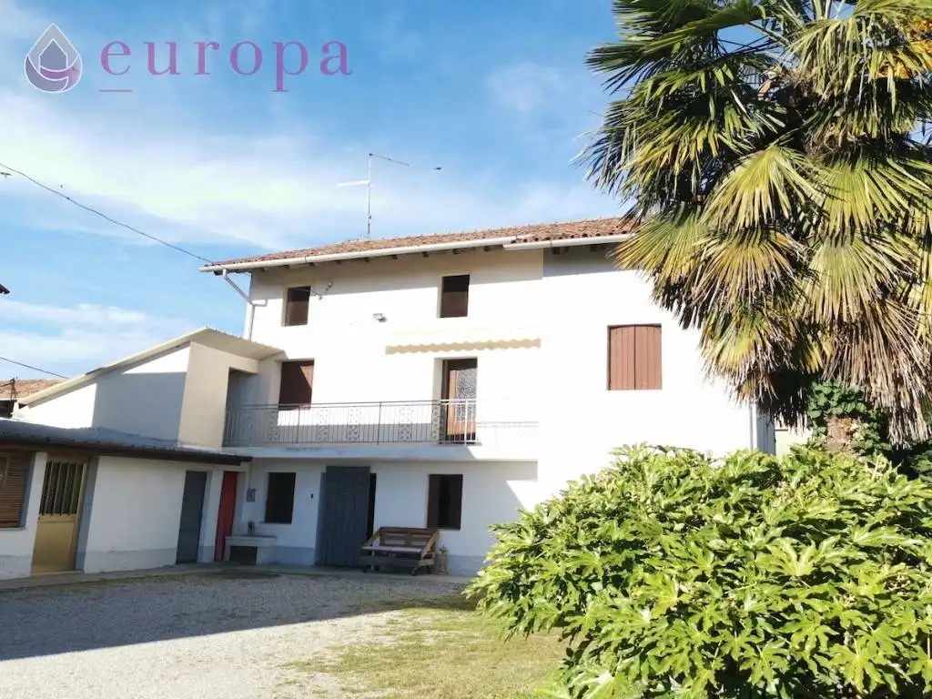 Rustico - Casale in vendita a Valvasone Arzene