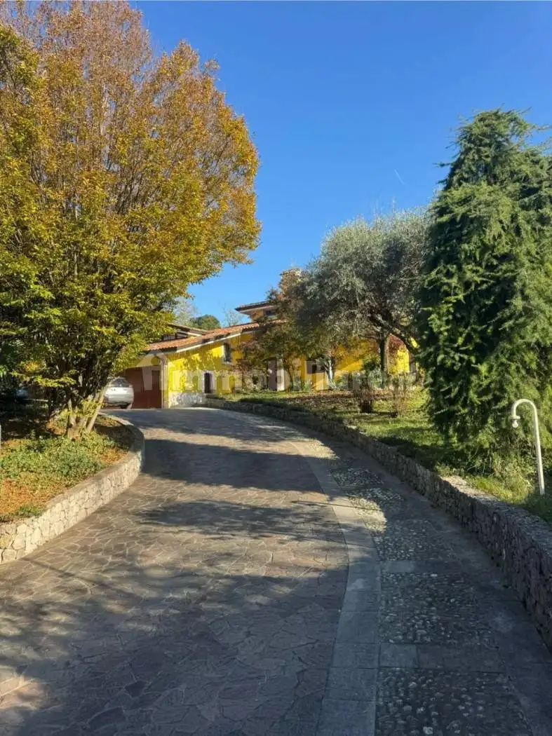Villa in vendita a Farra d'Isonzo