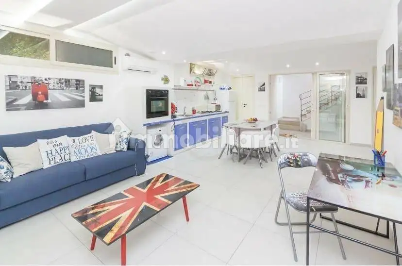 Trilocale via Antonello da Messina 57, Centro, Aci Castello - foto 3