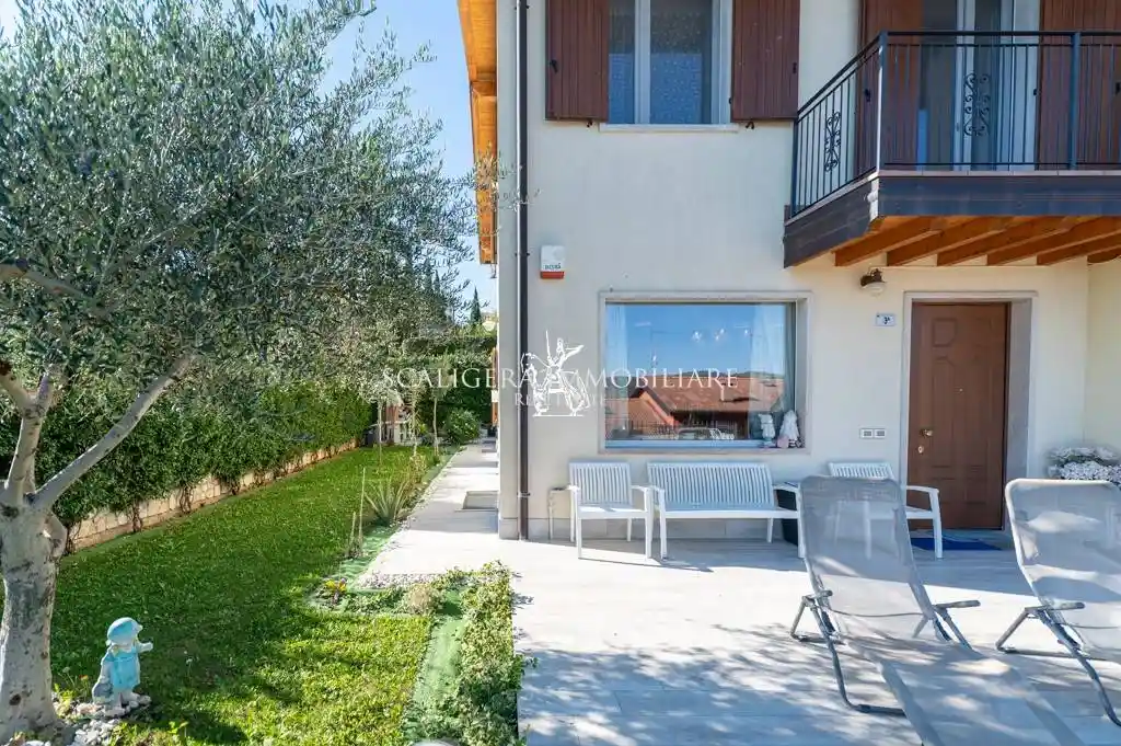 Villa a schiera via Cavalline, San Briccio, Lavagno - foto 3