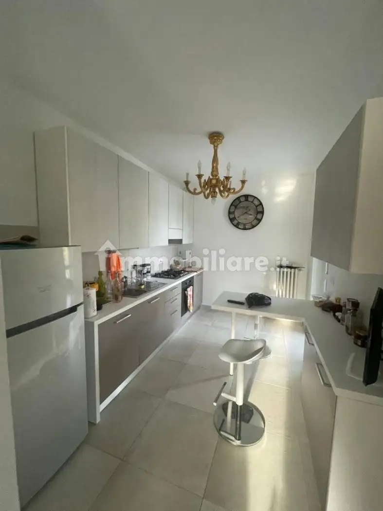 Appartamento in villa via Vittorio Emanuele II, Centro, Bricherasio - foto 4