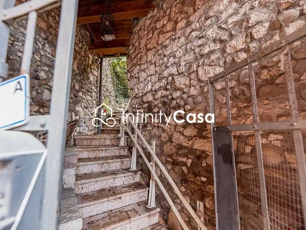 Rustico via Giuseppe Garibaldi, Cavajon Veronese, Cavaion Veronese - foto 5