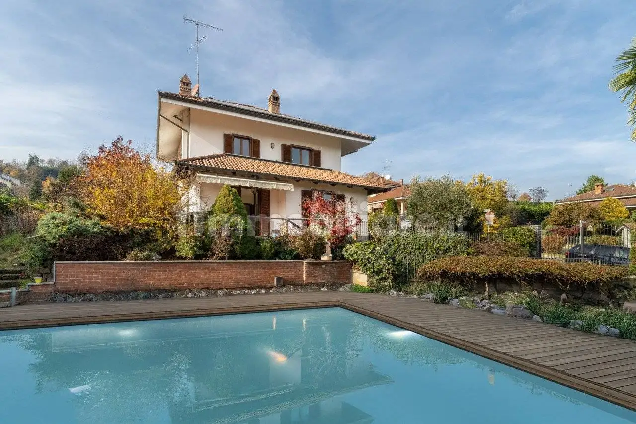 Villa in vendita a Castiglione Torinese