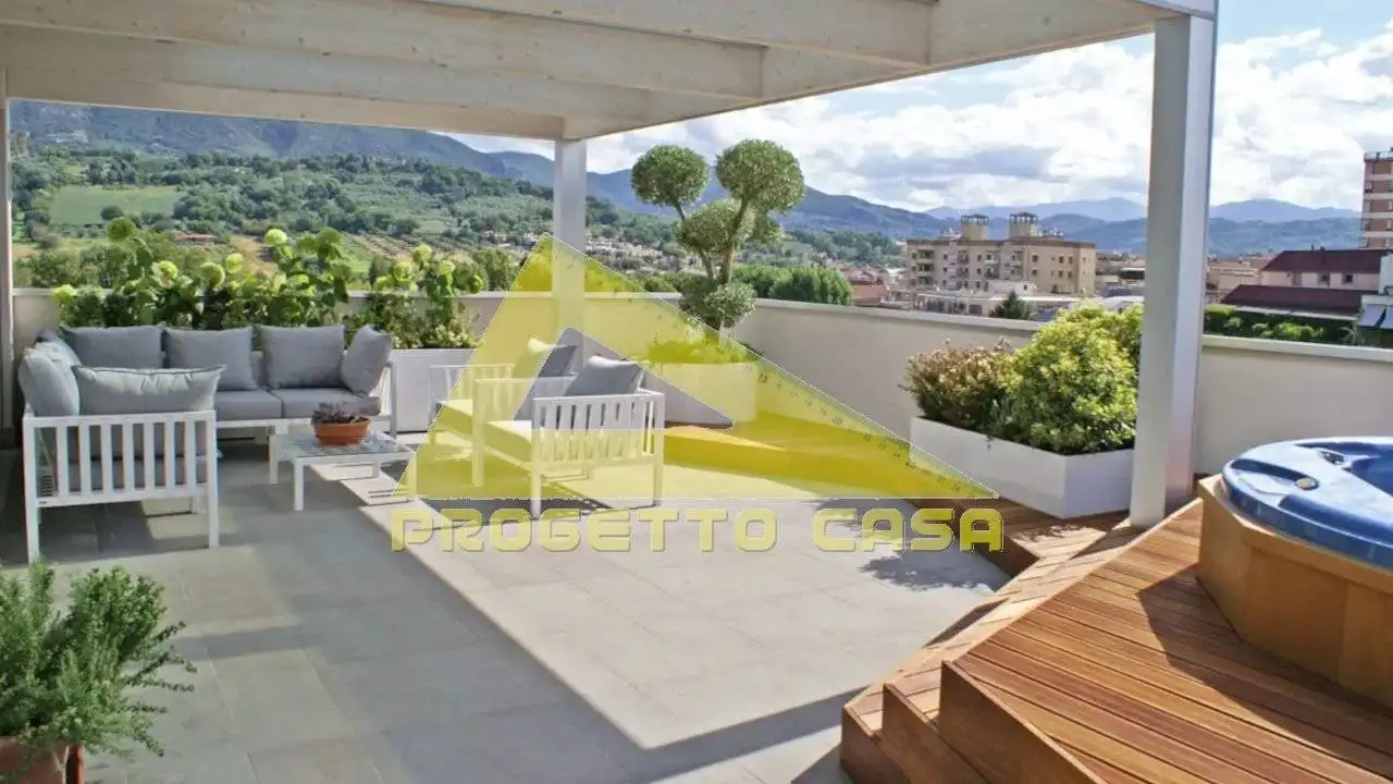 Attico - Mansarda in vendita a Lucca