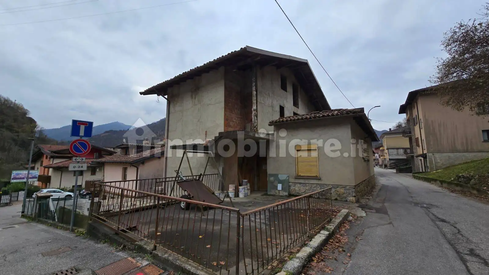 Casa indipendente in vendita a Ponte Nossa