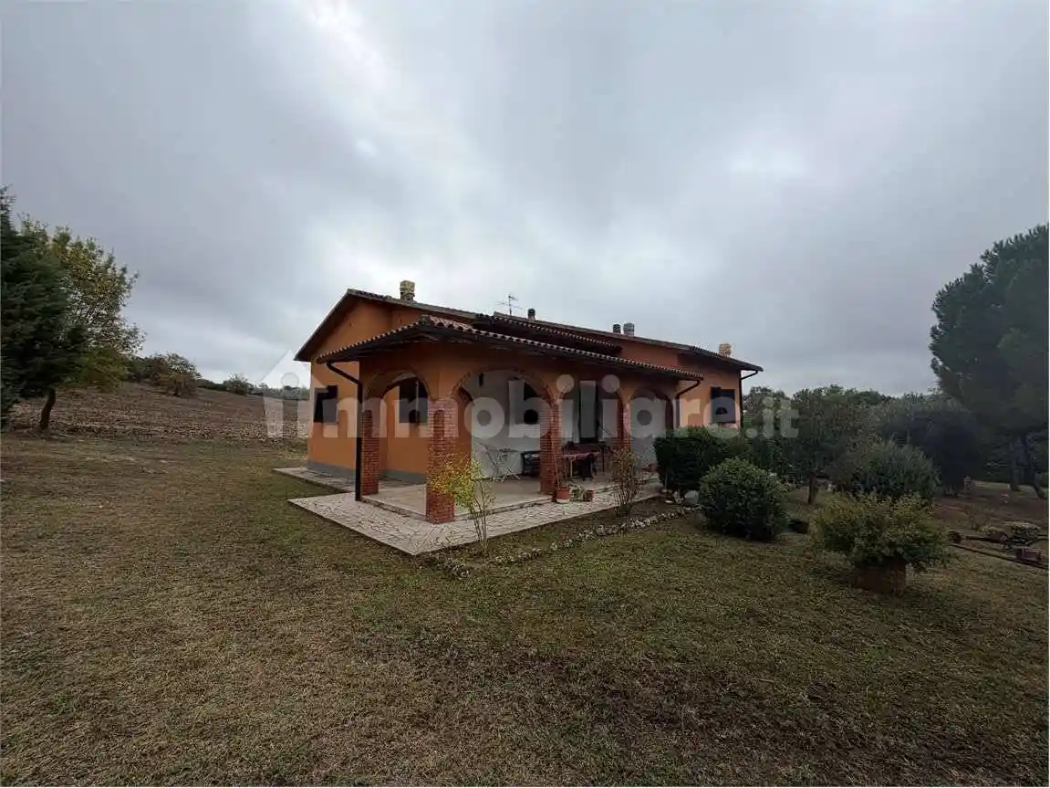 Rustico - Casale in vendita a Manciano