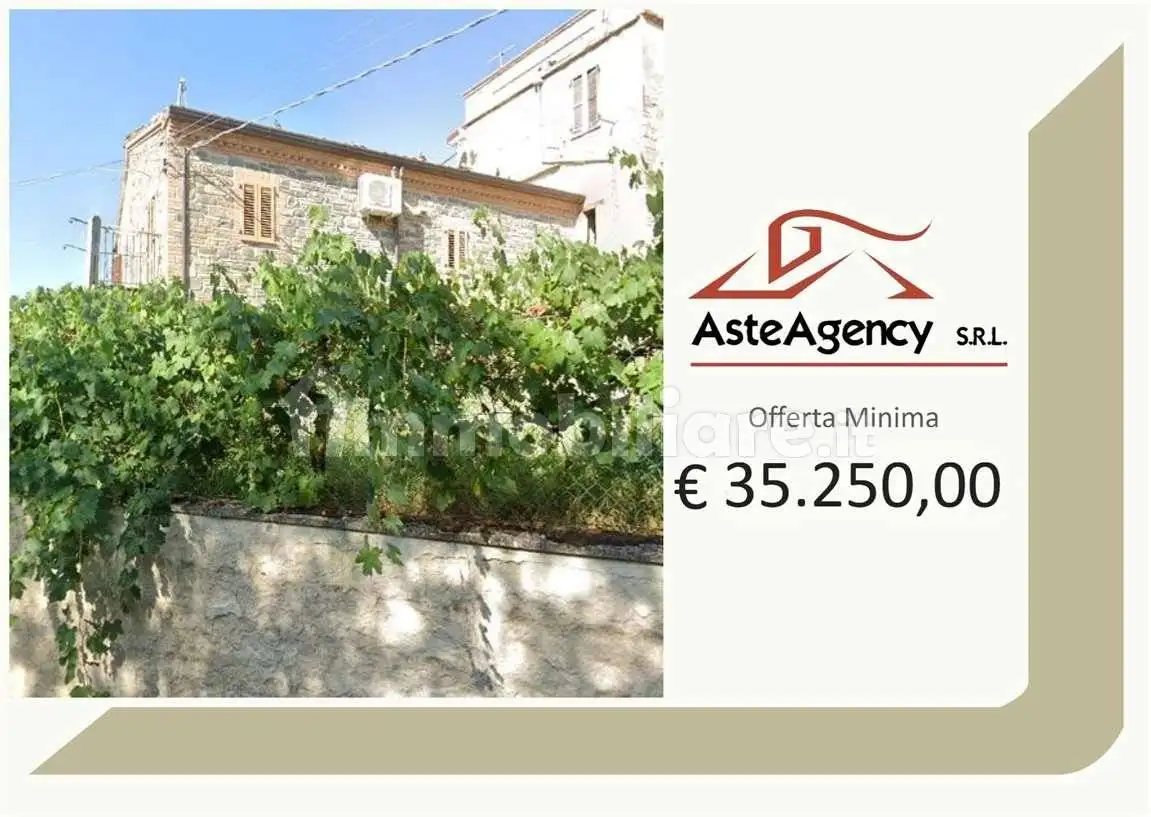 Casa indipendente in asta a Belforte del Chienti