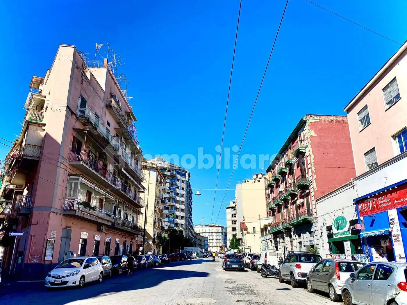 Appartamento in vendita a Napoli